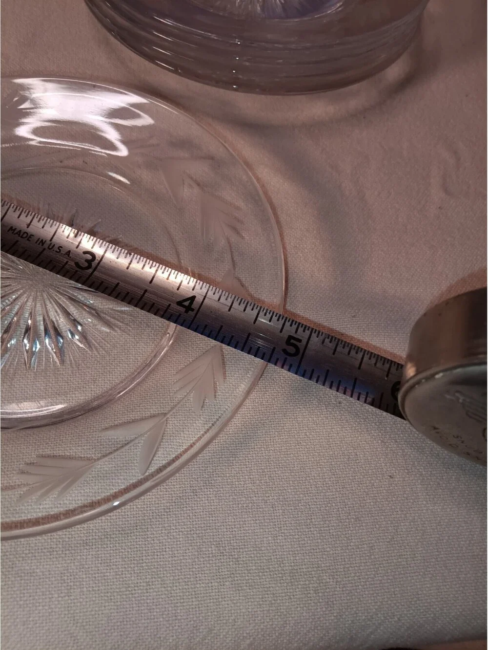 Set of 6 Vintage Glass Dessert / Tea Plates 4.75” - Starburst Design